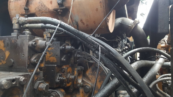 ขาย แบคโฮ KOMATSU PC120-3 เครื่อง 6BD1 ปั้มดี รถใช้งานได้ปกติ