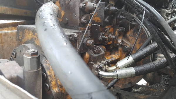 ขาย แบคโฮ KOMATSU PC120-3 เครื่อง 6BD1 ปั้มดี รถใช้งานได้ปกติ