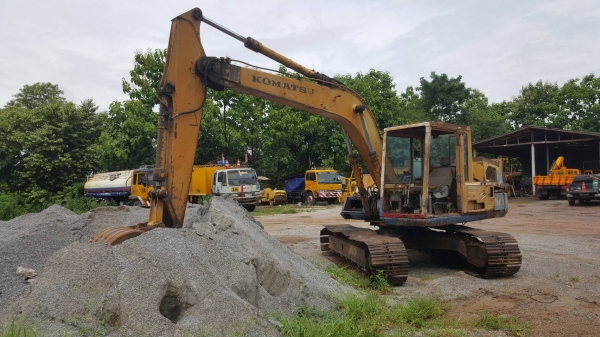 ขาย แบคโฮ KOMATSU PC120-3 เครื่อง 6BD1 ปั้มดี รถใช้งานได้ปกติ