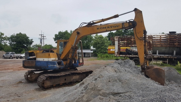 ขาย แบคโฮ KOMATSU PC120-3 เครื่อง 6BD1 ปั้มดี รถใช้งานได้ปกติ