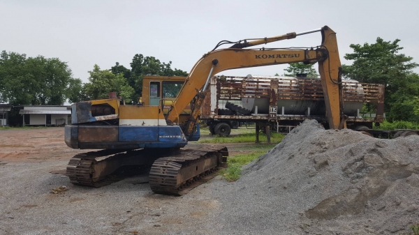 ขาย แบคโฮ KOMATSU PC120-3 เครื่อง 6BD1 ปั้มดี รถใช้งานได้ปกติ