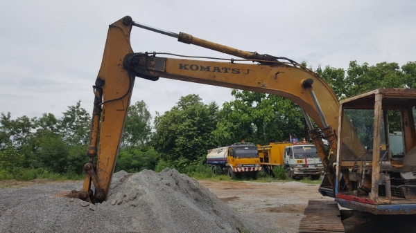 ขาย แบคโฮ KOMATSU PC120-3 เครื่อง 6BD1 ปั้มดี รถใช้งานได้ปกติ