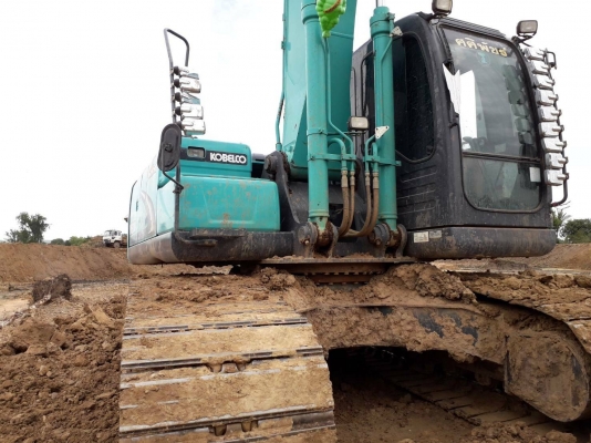 ขาย 2,590,000 KOBELCO sk 200-8 yn 12 super xm.ทำงาน 5,000 ชม.ไฟฟ้าครบ เครื่องดี ปั้มแรง เอวแน่น ช่วงล่างเต็ม รถสวยเหมือนใหม่ รถอยู่ บุรีรัมย์ 090-772-3710 090-772-3708 ขาย 2,590,000 KOBELCO sk 200-8 yn 12 super xm.ทำงาน 5,000 ชม.ไฟฟ้าครบ เครื่องดี ปั้มแรง เอวแน่น ช่วงล่างเต็ม รถสวยเหมือนใหม่ รถอยู่ บุรีรัมย์ 090-772-3710 090-772-3708