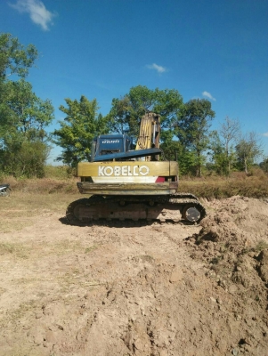 ขาย 365,000 KOBELCO sk 200-3 ไฟฟ้าตัด เครื่องดี ปั้มแรง เอวขยับ ช่วงล่างพอได้ เอกสารหนังสือสัญญาซื้อขาย รถอยู่ บุรีรัมย์ 090-772-3710 090-772-3708
