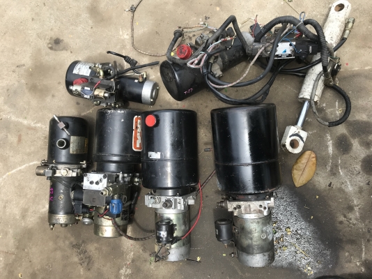 มอเตอร์ปั้ม 12V. ลูกเล็ก ลูกใหญ่ ของเข้ามาใหม่ เก่าญี่ปุ่น มอเตอร์ปั้ม 12V. ลูกเล็ก ลูกใหญ่ ของเข้ามาใหม่ เก่าญี่ปุ่น