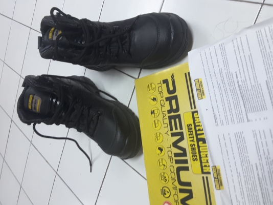 รองเท้าเซฟตี้ หุ้มข้อ Safety Jogger - Premium เบอร์ 42