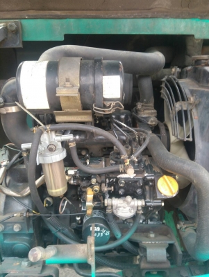 รถแบคโฮ KOMATSU PC15 R7 รถเก่านอกนำเข้า ยังไม่เคยใช้งานในไทย คอนโทลสั้น คอนโทลน้ำมัน จะเป็นรุ่น 8 แล้ว มีระบบเต่า-กระต่าย ไฟฟ้าครบ พร้อมใช้งาน มีเอกสารใบอินวอยซ์