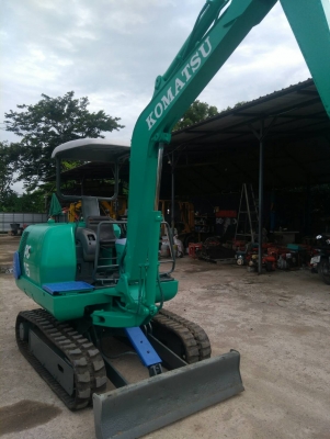 รถแบคโฮ KOMATSU PC15 R7 รถเก่านอกนำเข้า ยังไม่เคยใช้งานในไทย คอนโทลสั้น คอนโทลน้ำมัน จะเป็นรุ่น 8 แล้ว มีระบบเต่า-กระต่าย ไฟฟ้าครบ พร้อมใช้งาน มีเอกสารใบอินวอยซ์