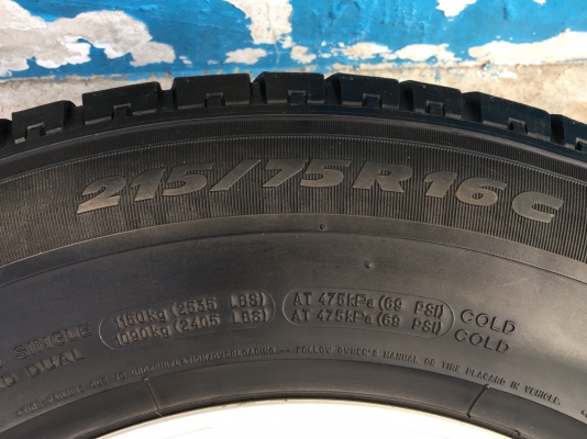 ล้อแม็ก Nissan Navara ขอบ 16 (ตัวเตี้ย) พร้อมยาง Michelin 215-75-16 ปลายปี 13