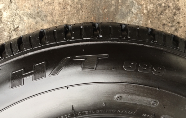 ยางป้ายแดง 205-16 Bridgestone ปี 18 ยางป้ายแดง 205-16 Bridgestone ปี 18