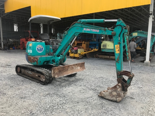 ขายถูกรถแบคโฮSUMITOMOรุ่นSH30นำเข้าญี่ปุ่นไม่เคยใช้งานในไทยเอกสารพร้อม แทร็กยางปั้มนิ้วทำงานไวเครื่องอีซูซุสภาพดีพร้อมใช้งาน 081-8302909 จิรโรจน์ Line : @J555
