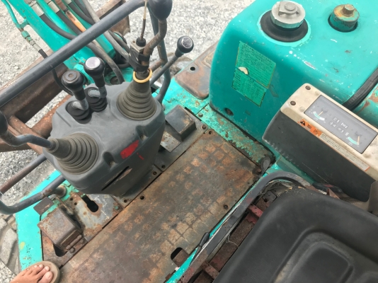 ขายถูกรถแบคโฮSUMITOMOรุ่นSH30นำเข้าญี่ปุ่นไม่เคยใช้งานในไทยเอกสารพร้อม แทร็กยางปั้มนิ้วทำงานไวเครื่องอีซูซุสภาพดีพร้อมใช้งาน 081-8302909 จิรโรจน์ Line : @J555