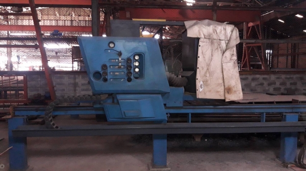 เครื่องตัคเหล็กพาลสม่า komatsu