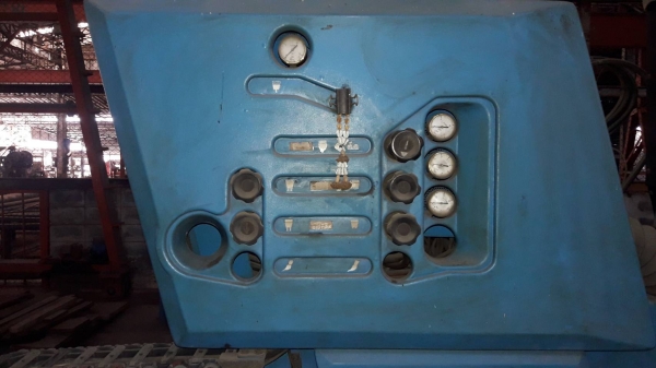 เครื่องตัคเหล็กพาลสม่า komatsu