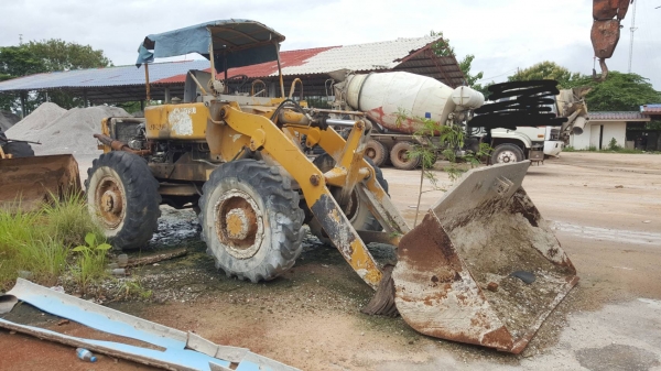 ขาย รถตัก KOMATSU JH30B ต่อแขนเรียบร้อยแล้ว เครื่อง 6BG1 175 แรงม้า ต้องเช็ครั่วซึมระบบไฮดรอริค ราคาคุยกันได้ ขาย รถตัก KOMATSU JH30B ต่อแขนเรียบร้อยแล้ว เครื่อง 6BG1 175 แรงม้า ต้องเช็ครั่วซึมระบบไฮดรอริค ราคาคุยกันได้