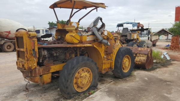 ขายตามสภาพ รถตัก CAT 922 เครื่องพัง (ใส่เครื่อง HINO EH700) เกียร์ดี ราคาต่อรองได้