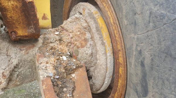 ขายตามสภาพ รถตัก CAT 922 เครื่องพัง (ใส่เครื่อง HINO EH700) เกียร์ดี ราคาต่อรองได้