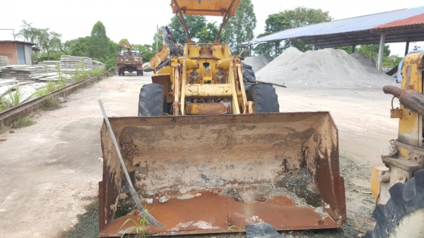 ขายตามสภาพ รถตัก CAT 922 เครื่องพัง (ใส่เครื่อง HINO EH700) เกียร์ดี ราคาต่อรองได้