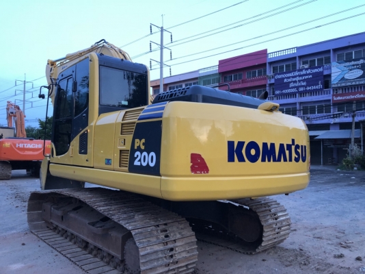 ขายด่วน!! KOMATSU PC200-8 ไมล์ชม.9,400 สภาพสวยค่ะ