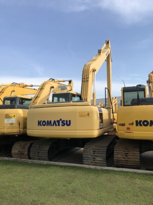 ขายด่วน!! KOMATSU PC200-7 SLFบูมยาว ไมล์ชม.13,000 สภาพสวยค่ะ