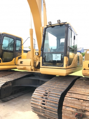 ขายด่วน!! KOMATSU PC200-7 SLFบูมยาว ไมล์ชม.13,000 สภาพสวยค่ะ