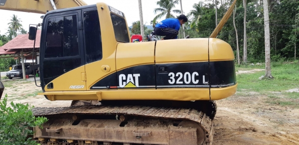 ขายรถแบคโฮ CAT 320C L เอกสารอินวอย ไมล์ 14000 ชม.ราคา 1200000