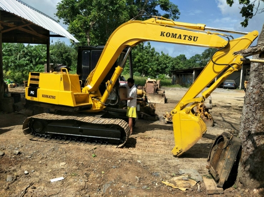 ขายรถแบคโฮ KOMATSU PC60-5 ราคา 420000
