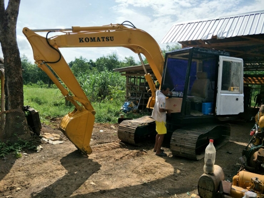 ขายรถแบคโฮ KOMATSU PC60-5 ราคา 420000