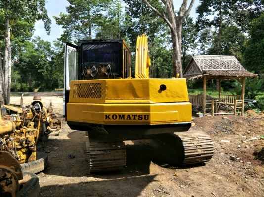 ขายรถแบคโฮ KOMATSU PC60-5 ราคา 420000