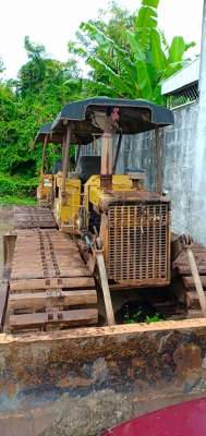 ขายด่วน Komatsu D 2-5 ตีนเป็ด เครื่องดีปั้มแรง 2 คัน ขาย 370000 บาท