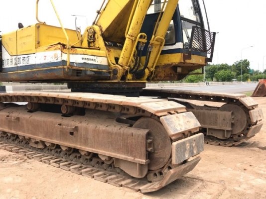 ขายรถขุด KOBELCO SK220 MARK 3 หัวแม่เหล็ก รถนอกนำเข้าเองจากญี่ปุ่น สภาพสวยพร้อมใช้ มีVDOการทำงานครับ