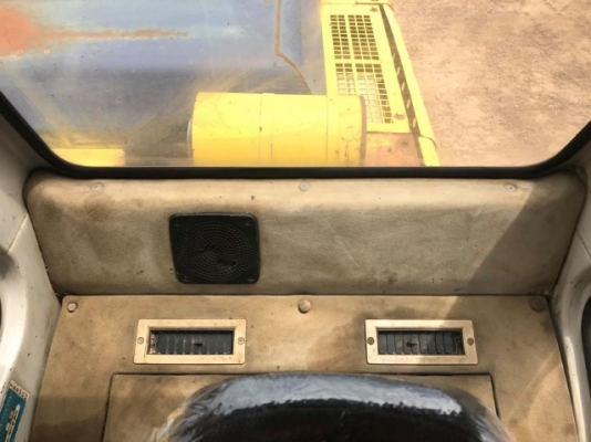 ขายรถขุด KOBELCO SK220 MARK 3 หัวแม่เหล็ก รถนอกนำเข้าเองจากญี่ปุ่น สภาพสวยพร้อมใช้ มีVDOการทำงานครับ