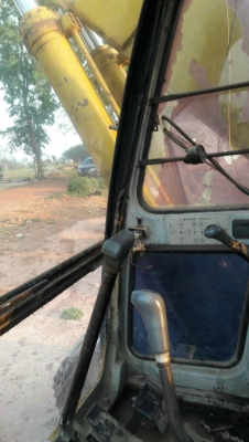 ขายรถแบคโฮ KOBELCO SK200-/// เอกสารเล่ม ราคา 530000