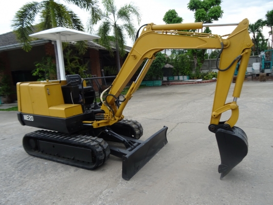 รถขุด ME20 รถขุด ME20