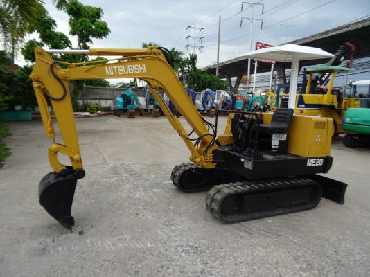 รถขุด ME20