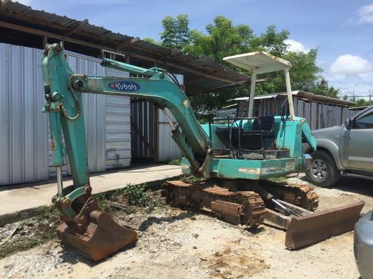 คูโบต้า ขนาด 30 เครื่องดี ปั้มแรง เอวขยับนิดหน่อย เอกสารไม่มี