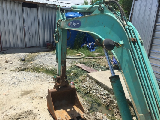 คูโบต้า ขนาด 30 เครื่องดี ปั้มแรง เอวขยับนิดหน่อย เอกสารไม่มี