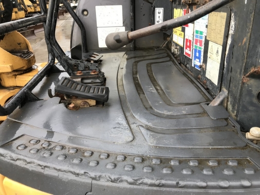 CAT 304CCR มีไลน์กระแทก ปั้มนิ้ว ปี 2008 (เทียบเท่า PC40MR-3) จากญี่ปุ่น