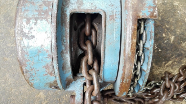 รอกโซ่ทดมือสาวเยอรมัน GEDI Germany ขนาด 5000 kg(5 ตัน) โซ่ยาว 3 เมตร รอกโซ่ทดมือสาวเยอรมัน GEDI Germany ขนาด 5000 kg(5 ตัน) โซ่ยาว 3 เมตร