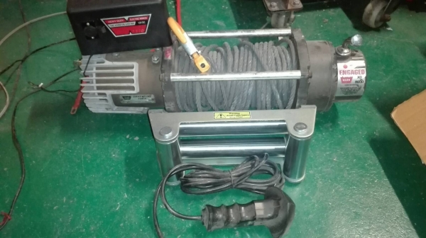 winch warn xd 9000 serial no.371798 made in usa  series wound power MRV-B-7 12