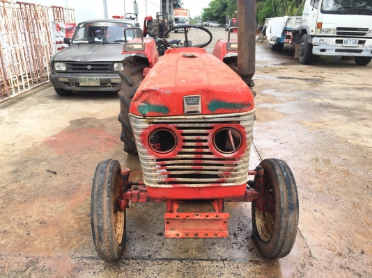 ขายด่วน !! ISEKI TS2000 20 แรงม้า เพลาเดียว ขายด่วน !! ISEKI TS2000 20 แรงม้า เพลาเดียว