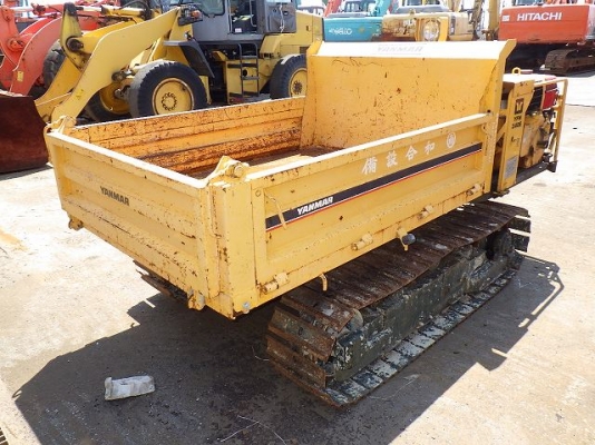รถบรรทุกตีนตะขาบ YANMAR รุ่น YFW 24 DE รถบรรทุกตีนตะขาบ YANMAR รุ่น YFW 24 DE