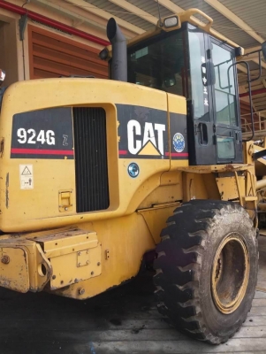 ขาย 935,000 รถตักล้อยาง CATTERPILAR 924Gz ทำงาน 3,xxx ชม. เครื่องดี เกียร์แรง ภายในสวย แอร์เย็น เอกสารอินวอยท์  รถอยู่  บางนา โทร 0610710295  สนใจ รายการสินค้า อื่นๆ ที่ เว็ปไชค์ Truck2Hand  https://www.truck2hand.com/index.php?actions=content/search&amp;