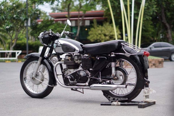 วุฒิ นนบุรี ขาย AJS 500 Model 20 รถสวยๆพร้อมใช้ทะเบียนโอน