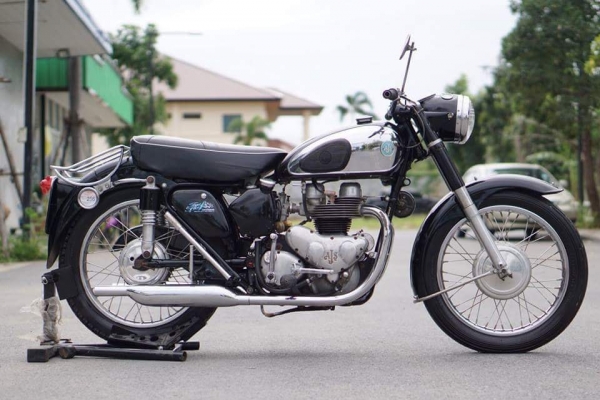 วุฒิ นนบุรี ขาย AJS 500 Model 20 รถสวยๆพร้อมใช้ทะเบียนโอน