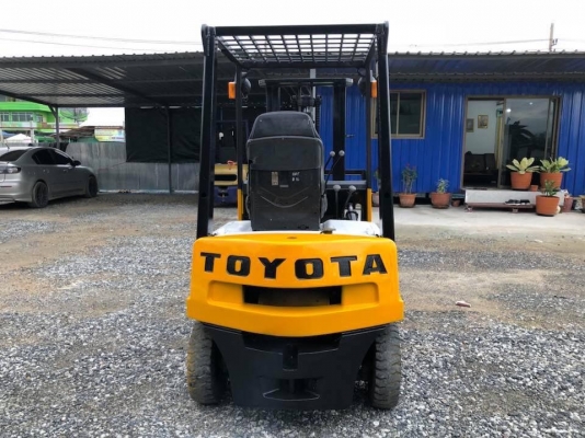 รถโฟล์คลิฟท์ 1 ตัน รถโฟล์คลิฟท์ 1 ตัน