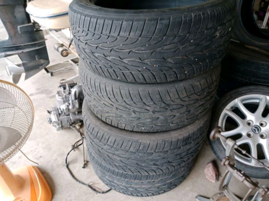 ล้อแม็ค20พร้อมยาง 8เส้น ปี14 ดอกสวยๆ ล้อแม็ค20พร้อมยาง 8เส้น ปี14 ดอกสวยๆ