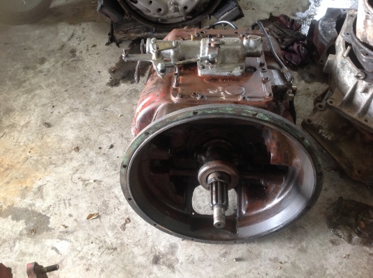 เกียร์ อีตั้น. 9รอบ 1/2 ปลายออก 1รอบ4 เกียร์ อีตั้น. 9รอบ 1/2 ปลายออก 1รอบ4