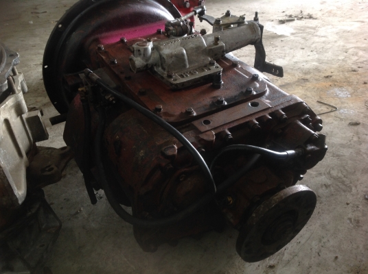 เกียร์ อีตั้น. 9รอบ 1/2 ปลายออก 1รอบ4 เกียร์ อีตั้น. 9รอบ 1/2 ปลายออก 1รอบ4