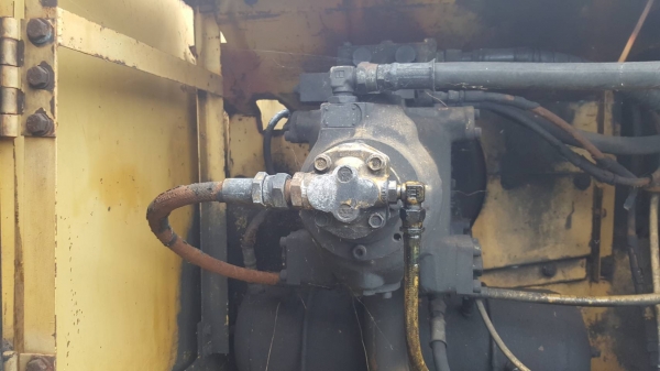 ขาย แบคโฮ CAT EL200B เครื่องดี ปั้มดี ช่วงล่าง 70\% เอกสารใบซื้อขาย ขาย แบคโฮ CAT EL200B เครื่องดี ปั้มดี ช่วงล่าง 70\% เอกสารใบซื้อขาย